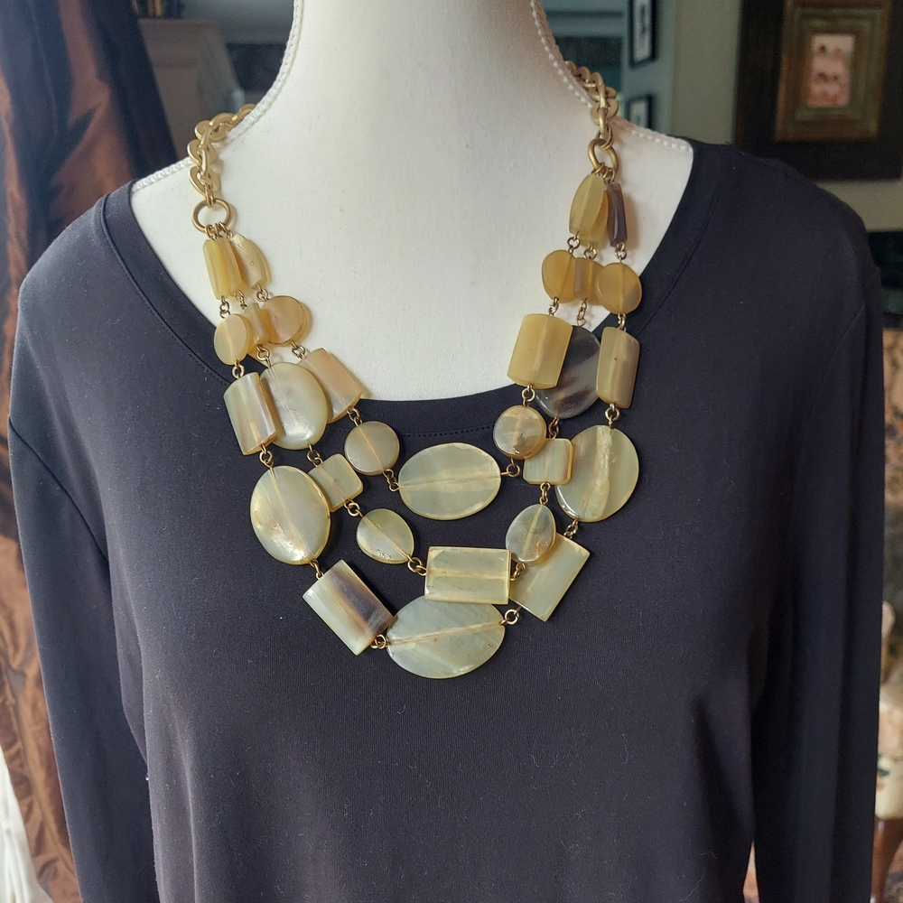 Talbots Elegant Gold and Cream Necklace